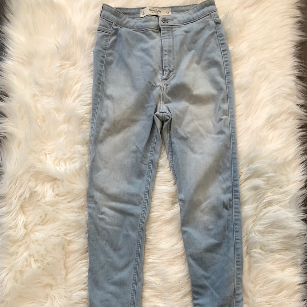 ABERCROMBIE & FITCH SKINNYS